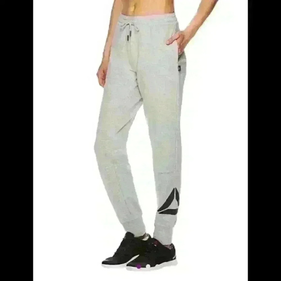 Reebok Joggers - Picture 1 of 4